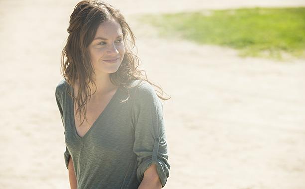 EW's tweet photo. It's official: It's the moment of Ruth (Wilson, that is): http://t.co/1TYoVdiYza http://t.co/FHMG28Qmhp