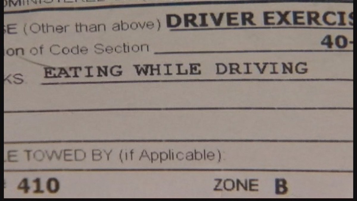 “<a href="/KTVU/">KTVU</a>: Man ticketed for eating cheeseburger while driving: bit.ly/1EmgXYh ” haha man I've been covered!!