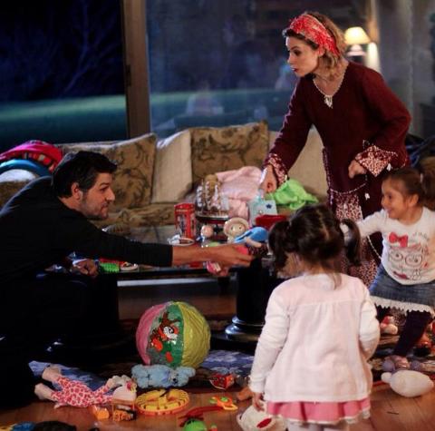 TinkerNehir's tweet photo. Nasıl unutucaz Biz  Kaçak Gelinler'i AlmÖz 'ü KaiCan'ı  ŞebSel'i nasıl unutucaz .:-(:-(
:-(:-(:-( http://t.co/RNXY1mutFQ