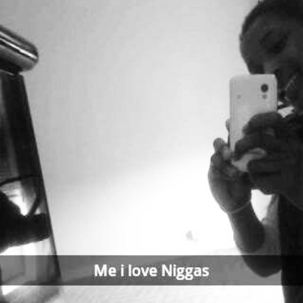 cassou9721's tweet photo. Me i llove nigaas http://t.co/rgMibMJ54m