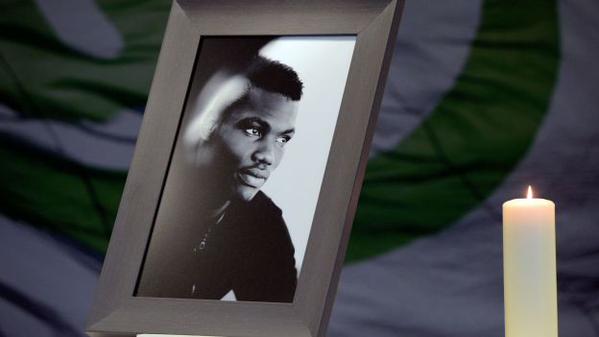 mbatshuayi's tweet photo. Dernier hommage aujourd'hui mon frère...  Je pense à toi tous les jours, tu restes dans mon coeur. #RIPMalanda 🙏 http://t.co/G8HYFJT0e3