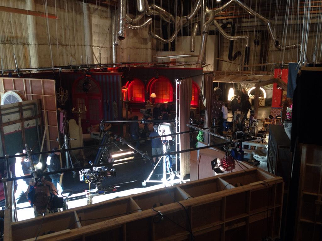 7x12 "PRIVATE EYE CARAMBA" post ep bts pics & tweets B70UdQlIcAAxZQT