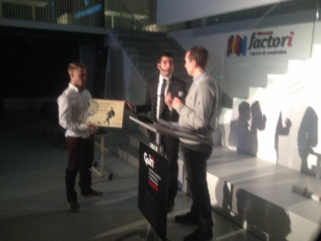 AsierCotelo_web's tweet photo. El premio a la deportividad es para Aitor Pablo, jugador del Buñuel #GalaND http://t.co/Fb93wdW6mr