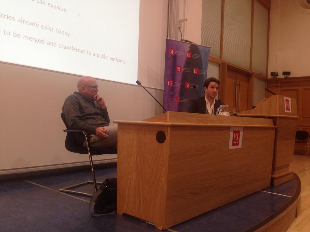 Thank you @gabriel_zucman for a really stimulating lecture & Q&A session #lseecon http://t.co/QAbspR7ytq