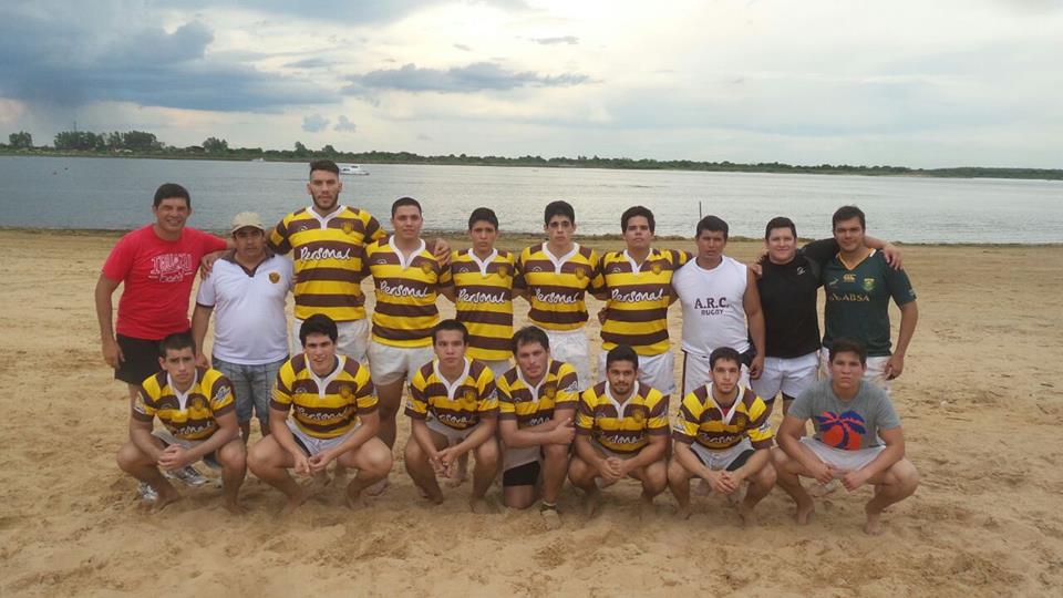 ARCparaguay's tweet photo. Five de playa, finde pasado... #rugby #beach #costanera #asuncion http://t.co/lSOiZNupXC