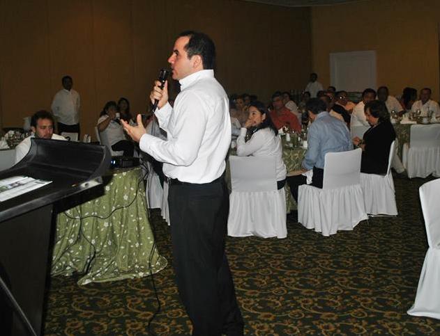 CONALEP_Mex's tweet photo. Presenta #Conalep #Yucatán convocatoria de ingreso #OrgullosamenteCONALEP @CONALEPyuc http://t.co/eznvf08scN