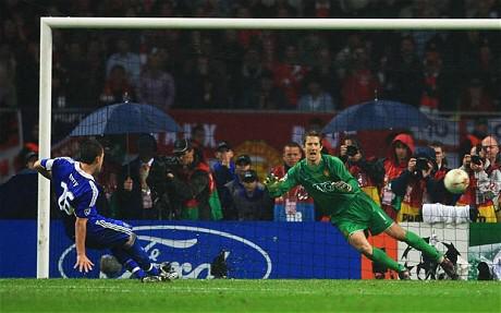ConorMcNamaraIE's tweet photo. Chelsea fans sing about a captain's slip costing his team silverware. That kind of thing would never happen to them. http://t.co/Qzqgr4G8om
