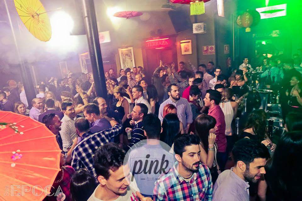 NOCHES_PINK's tweet photo. ● Viernes 23 Pink Club en Sala Epoca ●
○ Chicas gratis + copas.
○ Chicos 8€ + 2 copas.

¡APUNTATE EN LISTA! http://t.co/fIBcKFetiy