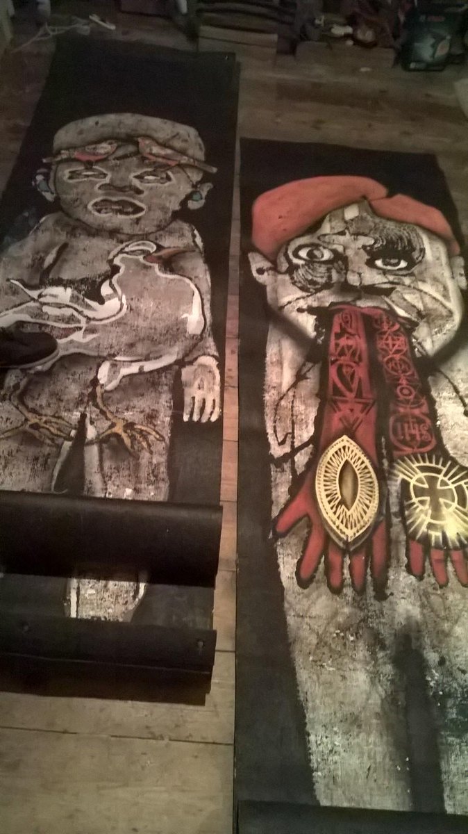 DissidentBTN_SH's tweet photo. Selecting which of Jim Sanders' Solitaires to hang in the show @Media_Centre @CoolBrighton #brighton http://t.co/feblRZlDjY