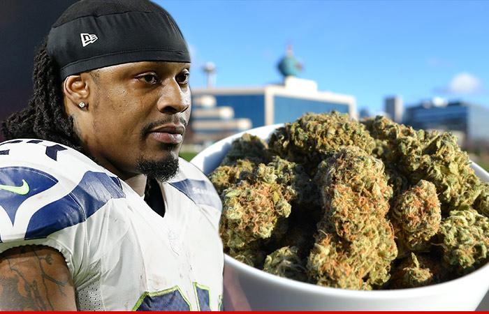 Marshawn Lynch has a NEW strain of weed named after him! #Seahawks #Beastmode tmz.me/74YnUYw #TMZHWDSports