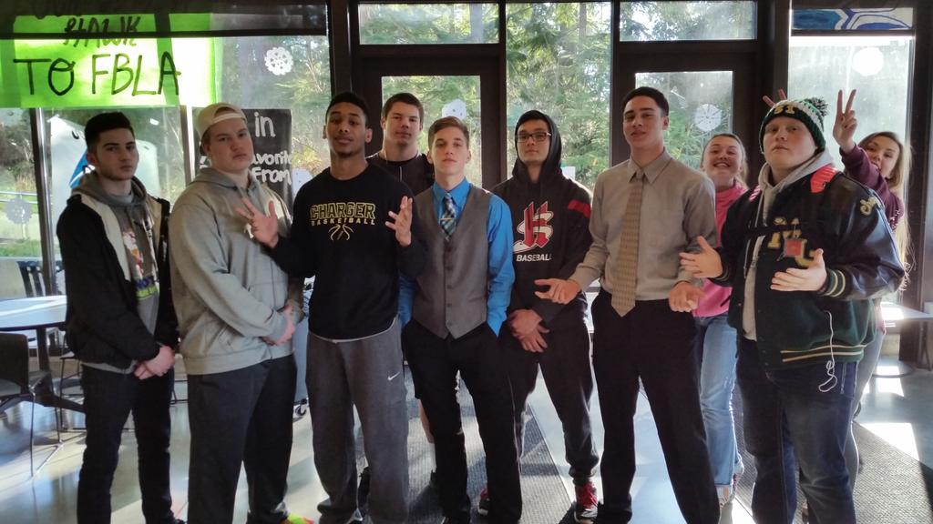 SafeSets2015's tweet photo. YOUR OFFICIAL SAFE SETS TEAM OF 2015 http://t.co/2tqiLPEzVS