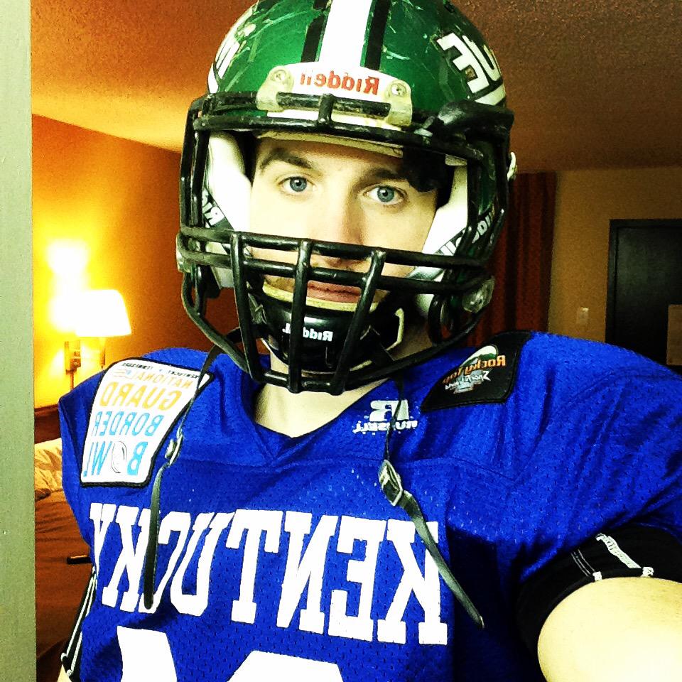 AddesaTyler's tweet image. Needed a new profile pic bc it's just that time 😏