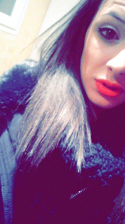 chlooe195's tweet image. Lève ta tête, ravale tes larmes. Car ta fierté reste ta plus belle arme #loveboy #A #121013