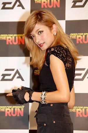 ro_ro_rapic_'s tweet photo. 【ローラ美しいと思ったらRT  】

#ローラ 
#rora http://t.co/ojXebZzY6r
