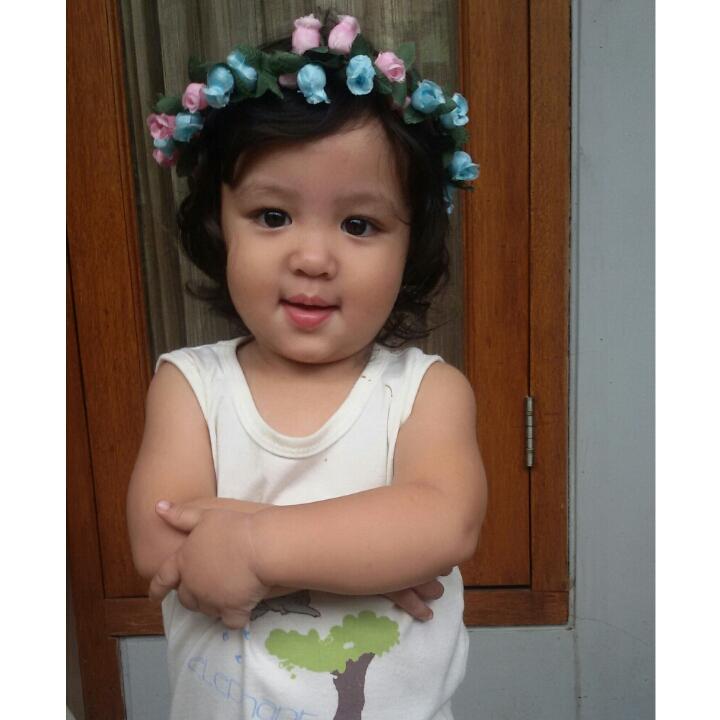 Saat kau jatuh lemah tak berdaya,kami untuk mu,air matamu takkan terjatuh... kami akan selalu jadi Sayap Pelindungmu.