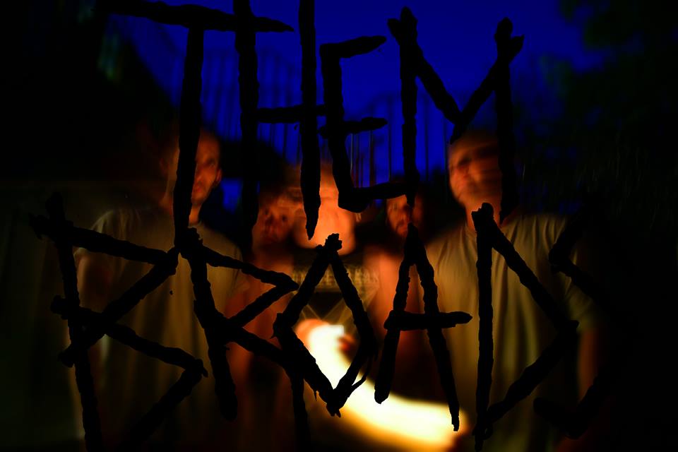 THEMBROADS's tweet photo. This is Twitter! This is @THEMBROADS 

http://t.co/89hF665jqg 

#metal #thembroads #hardcore #slampoetry http://t.co/9Ze9URq7Kw