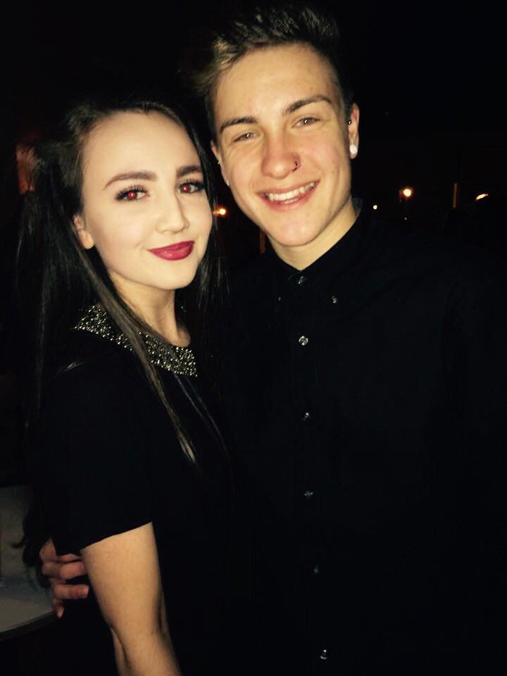 Cuthbert_Morgan's tweet photo. BIRTHDAY BOY🎉🎉🎉🎉🎉🎉

@giles_potter http://t.co/fHw1FVmHnx