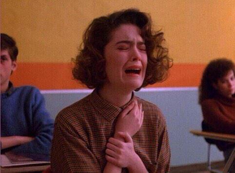 reIatablemsgs's tweet image. when you're listening to a song and the lyrics start applying to your life