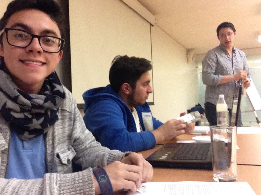 simununam's tweet photo. #SIMUN2015 @AldoCastelas http://t.co/qWRFJJL0EV