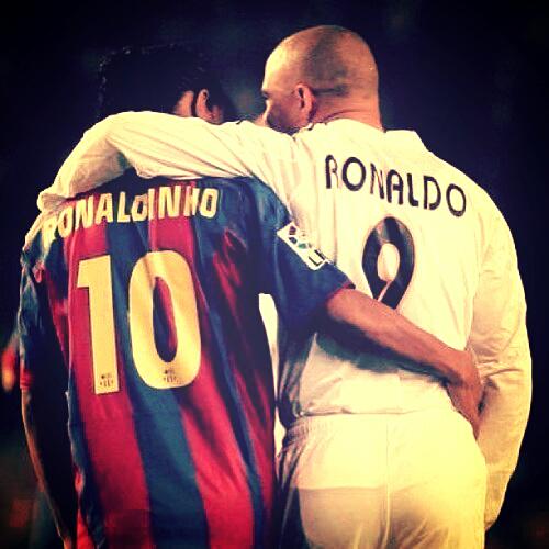 MotivacionesF's tweet photo. Hay jugadores que serán eternos en el fútbol. http://t.co/5C592HRXbw