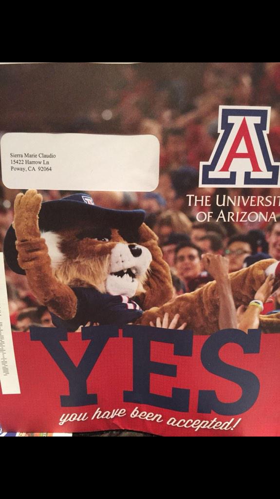 danielle_claud's tweet photo. And here comes acceptance #2!!!! Will she keep the wildcat tradition going!? #beardown @sierraclaudio10 🐻⬇️🐾🐾🐾 http://t.co/qw68S8p21r