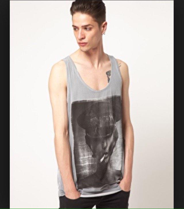 Danny_Wilson888's tweet photo. @BOWDOWNBUCTOWN the Laney dudes will be looking like this in tanks😂😂 #FrailAF http://t.co/gnjcRUbATI