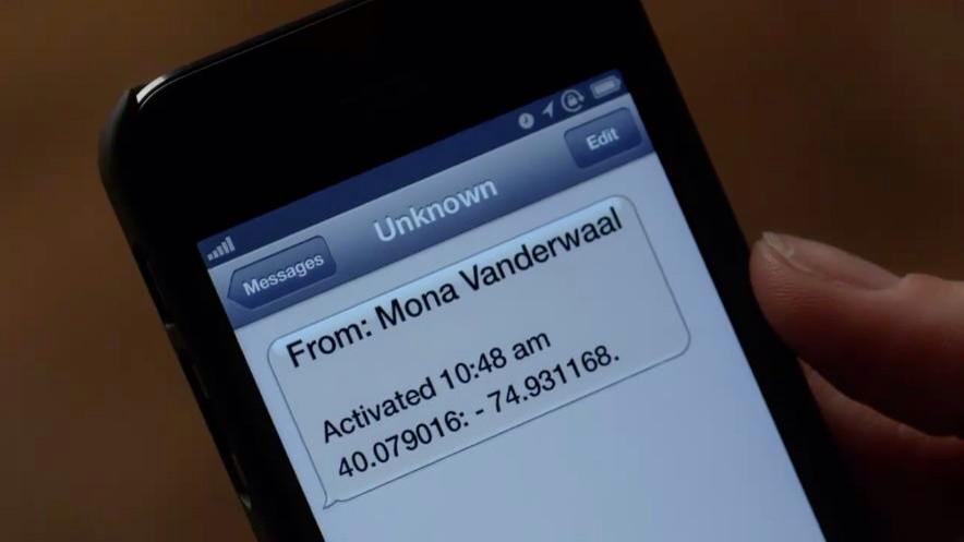 Texts from dead people. Only on Pretty Little Liars! #PLL
