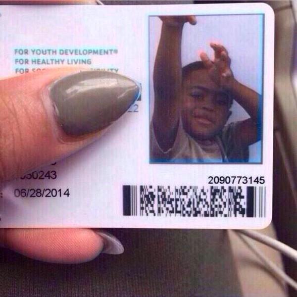 NosebleedHQ's tweet photo. When you're supposed to say cheese but ball is life http://t.co/ooSAexFeEO