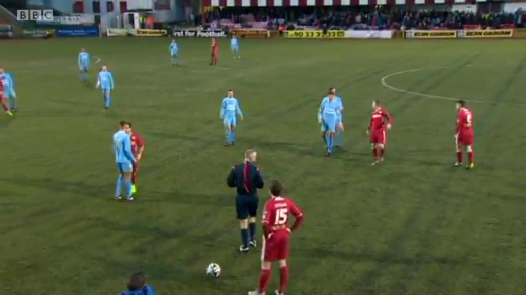 steky8's tweet photo. @NIFootballDaily @nifootball @OfficialIrishFA following on I'm number 6 not number 8 who mcdaid headbutted.. http://t.co/o3uSHpkIK8