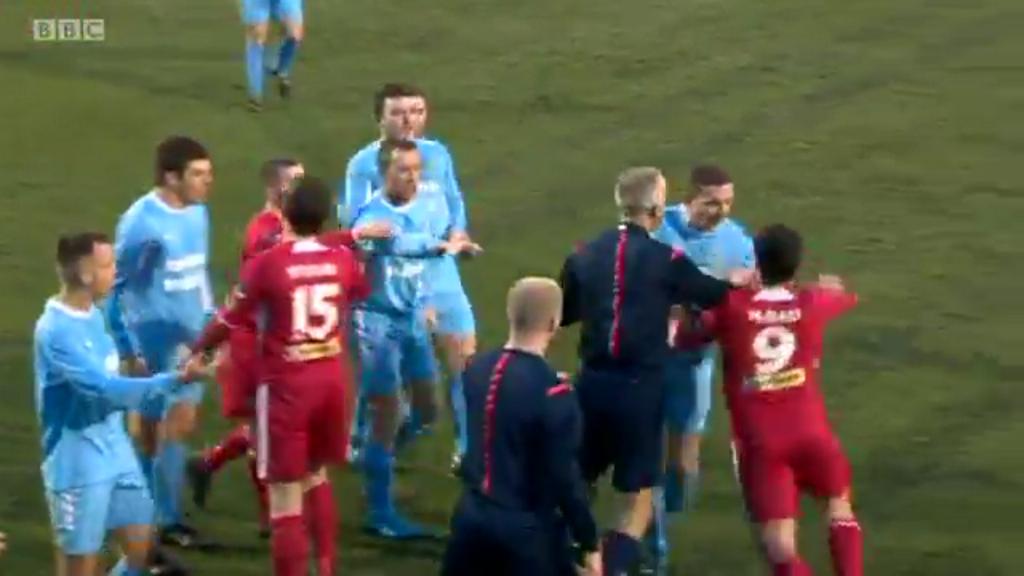 steky8's tweet photo. @NIFootballDaily @nifootball @OfficialIrishFA this is not proof what is unbelievable.. full video on #irishleagueshow http://t.co/b3Imdi0VTq