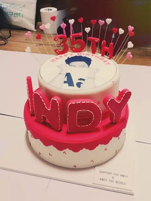 Happy birthday to uri maknae! Wish you all the best!  lee  