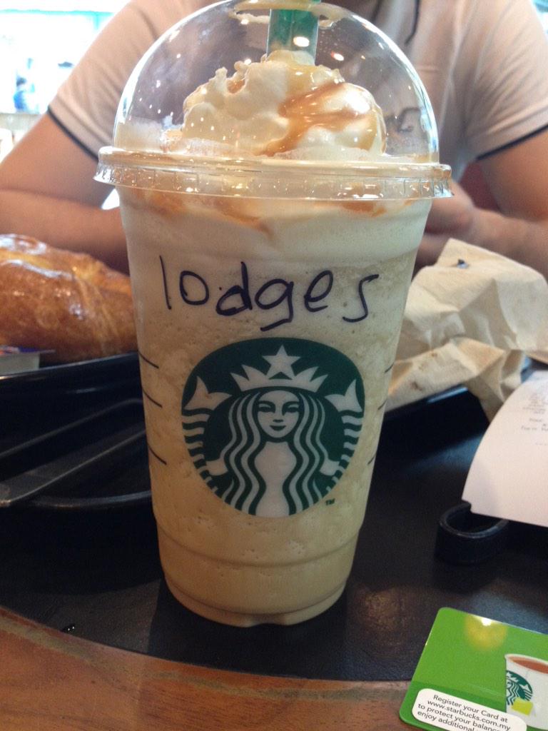 lourdess89's tweet photo. En este lado del mundo me llamo así #Langkawi #minuevonombre #starbucks #loteniamuyclaro http://t.co/17py0ai31u