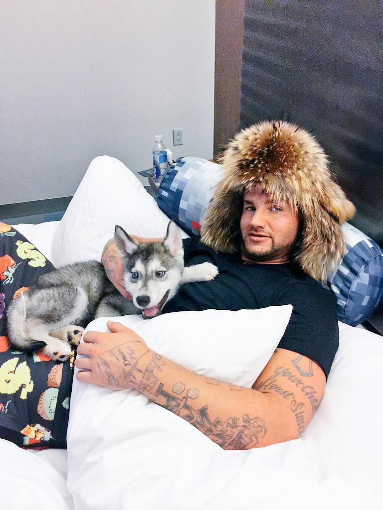 JODYHiGHROLLER's tweet photo. KODY HUSKY http://t.co/9fQbGa8gcY