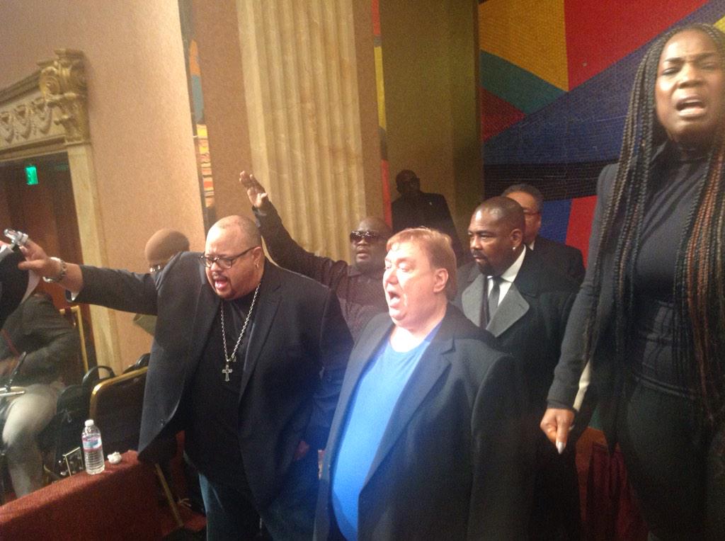 andraecrouch's tweet image. Pure Worship!! #RIPAndraeCrouch