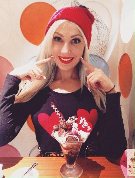 Happy Birthday to the gorgeous and talented Bonnie McKee!      