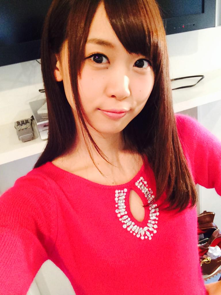 iRis_s_yu's tweet photo. ついにサンデーSさんの表紙でましたね！！芹澤どーんってなってる！！(((o(*ﾟ▽ﾟ*)o)))嬉しいっっ！！発売は1月24日です！！みんなよろしくねー♡ #アニサン http://t.co/njKtQykYf2