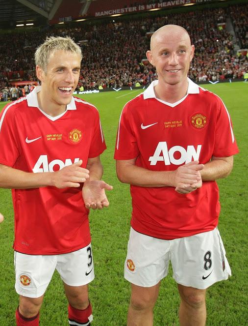 Happy Birthday to former Reds... Phil Neville (38 tahun) & Nicky Butt (40 tahun) !! 