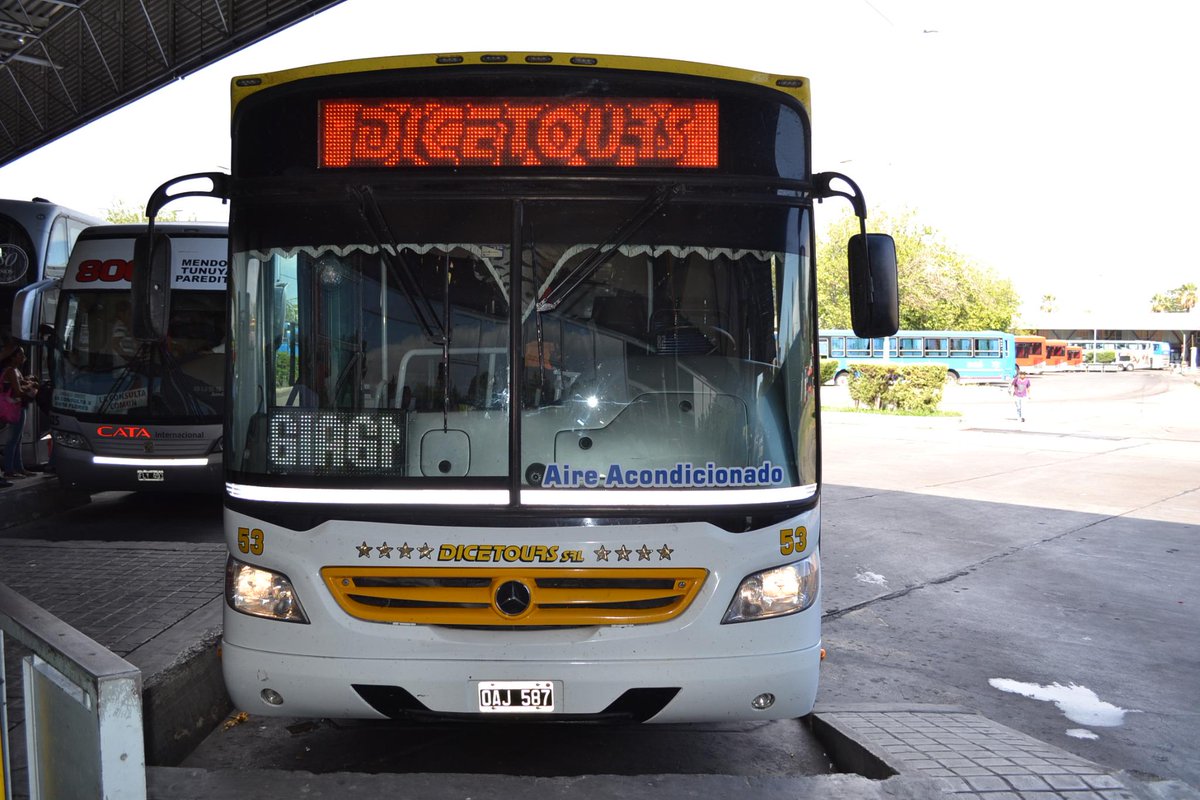 Dicetours700's tweet photo. Gracias a su confianza a la hora de elegirnos, hemos incorporado 23 coches 0 Km de con el confort que Uds. merecen. http://t.co/6QYQvfwfP9
