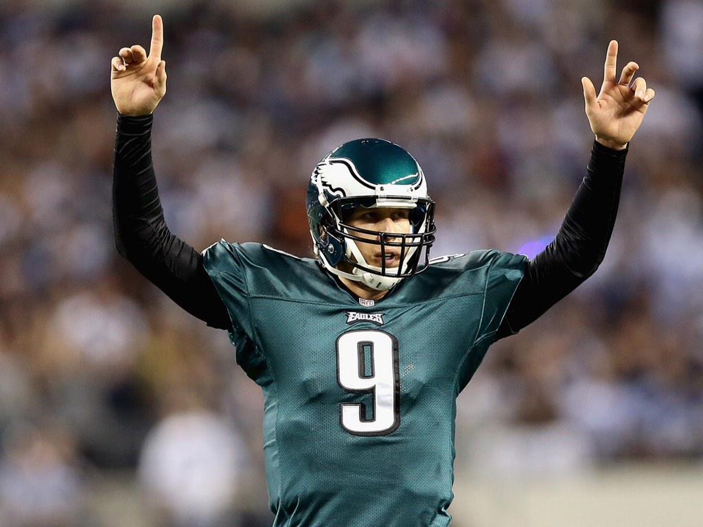 Happy Birthday to Nick Foles. I\m such a huge fan and I hope you had a great day  