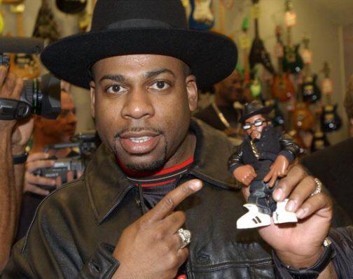 Happy Birthday to somebody that was very important in hip hop history. Jam Master Jay    