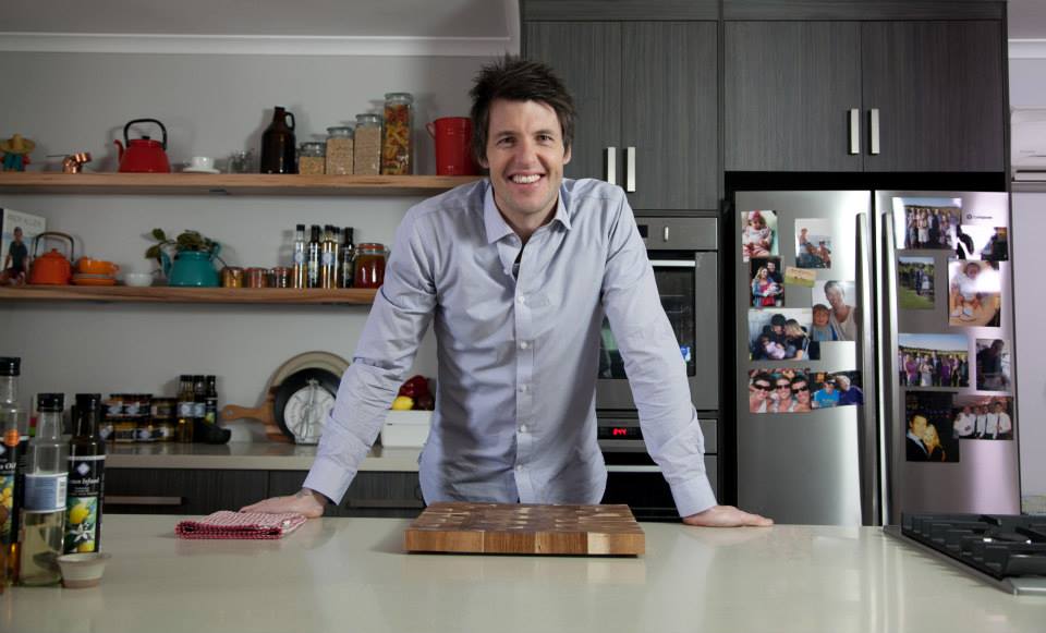 Is it just me or has Ben from "Bens Menu" cooking show got a bit of the <a href="/AndrewMackie/">Andrew Mackie</a> about him???
<a href="/GeelongCats/">Geelong Cats</a>