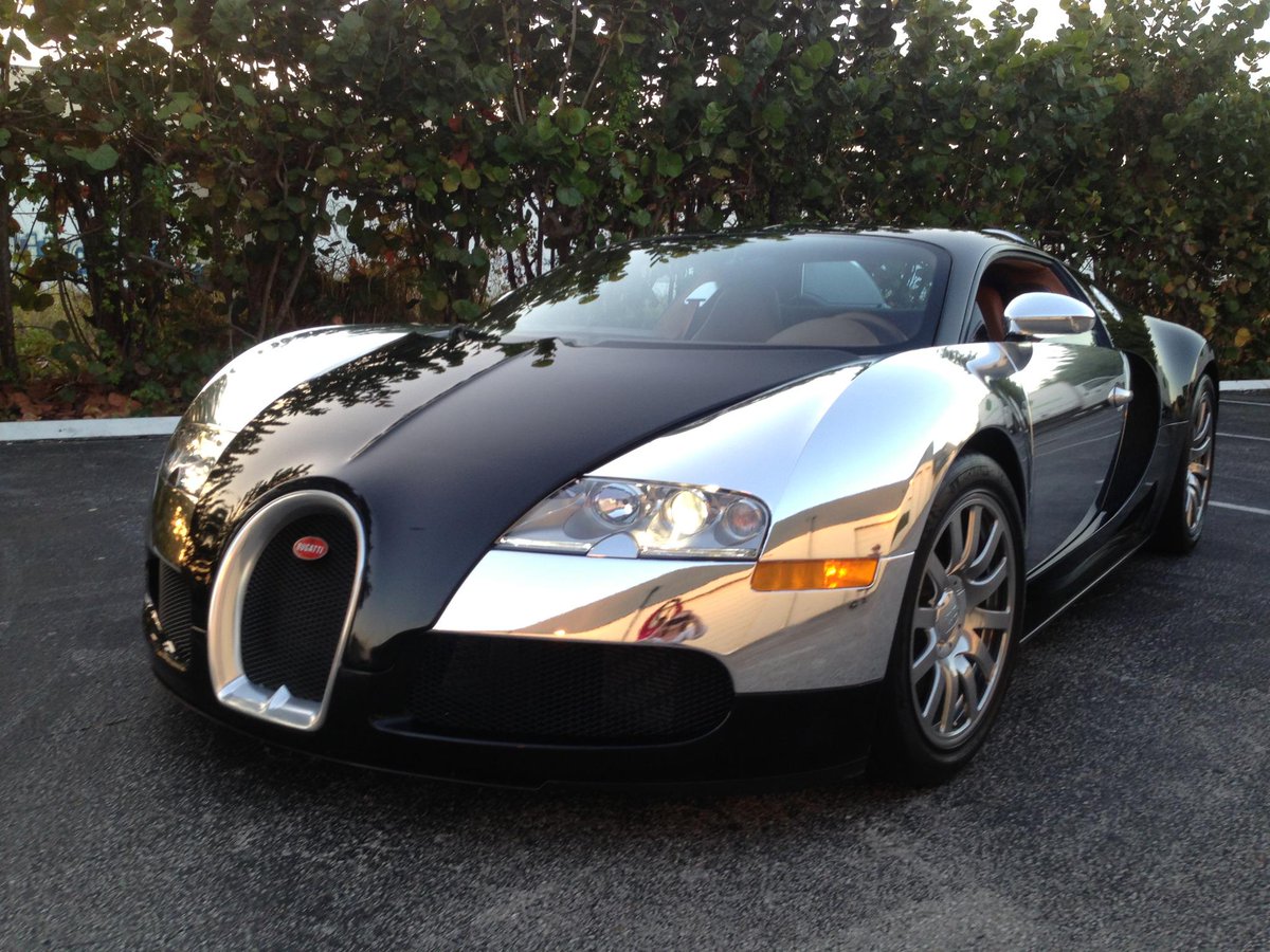 ShowDreamCar's tweet photo. #RichPeopleProblems There's no room for my golf bats in a Bu http://t.co/TkJX6Gpy6G http://t.co/ytz6k5E7fa @aktau1984 @DocdocJoebert !