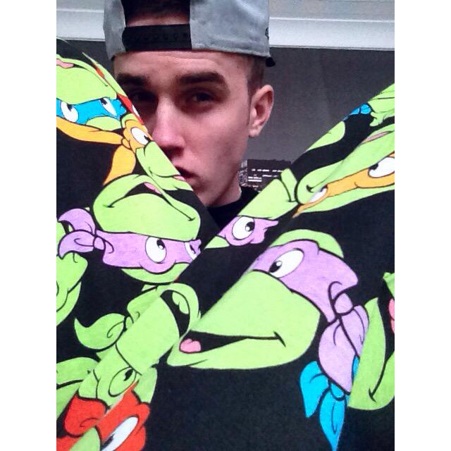 RickyBush_555's tweet photo. Add me on snapchat RickyBush_555 🙈 http://t.co/3wuapP19yC