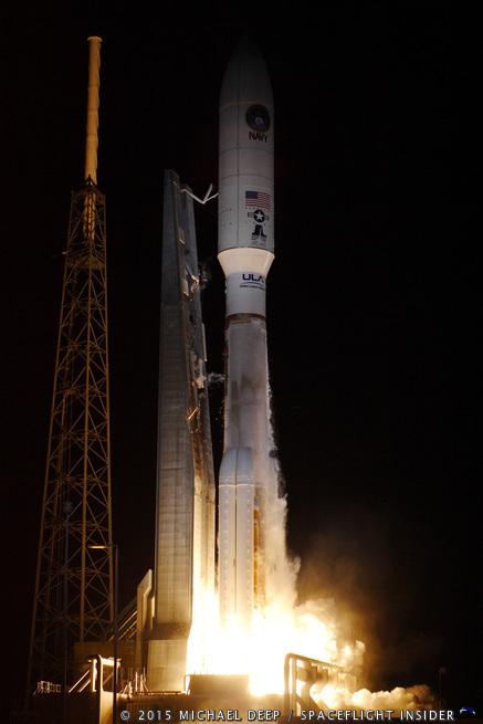 AstroGingerSnap's tweet photo. One more look at the #MUOS3 launch as more remote camera images come in. What a show @ulalaunch! #AtlasV #TeamSFI http://t.co/KkQQxkqIXU