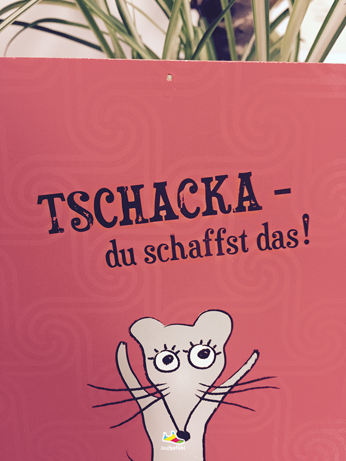 laufgefuehl's tweet photo. "Zum Erfolg gibt es keinen Lift. Man muß die Treppe benutzen."
#erfolg #tschacka #motivation #powermaus #laufgefühl http://t.co/QUKE6mofBG