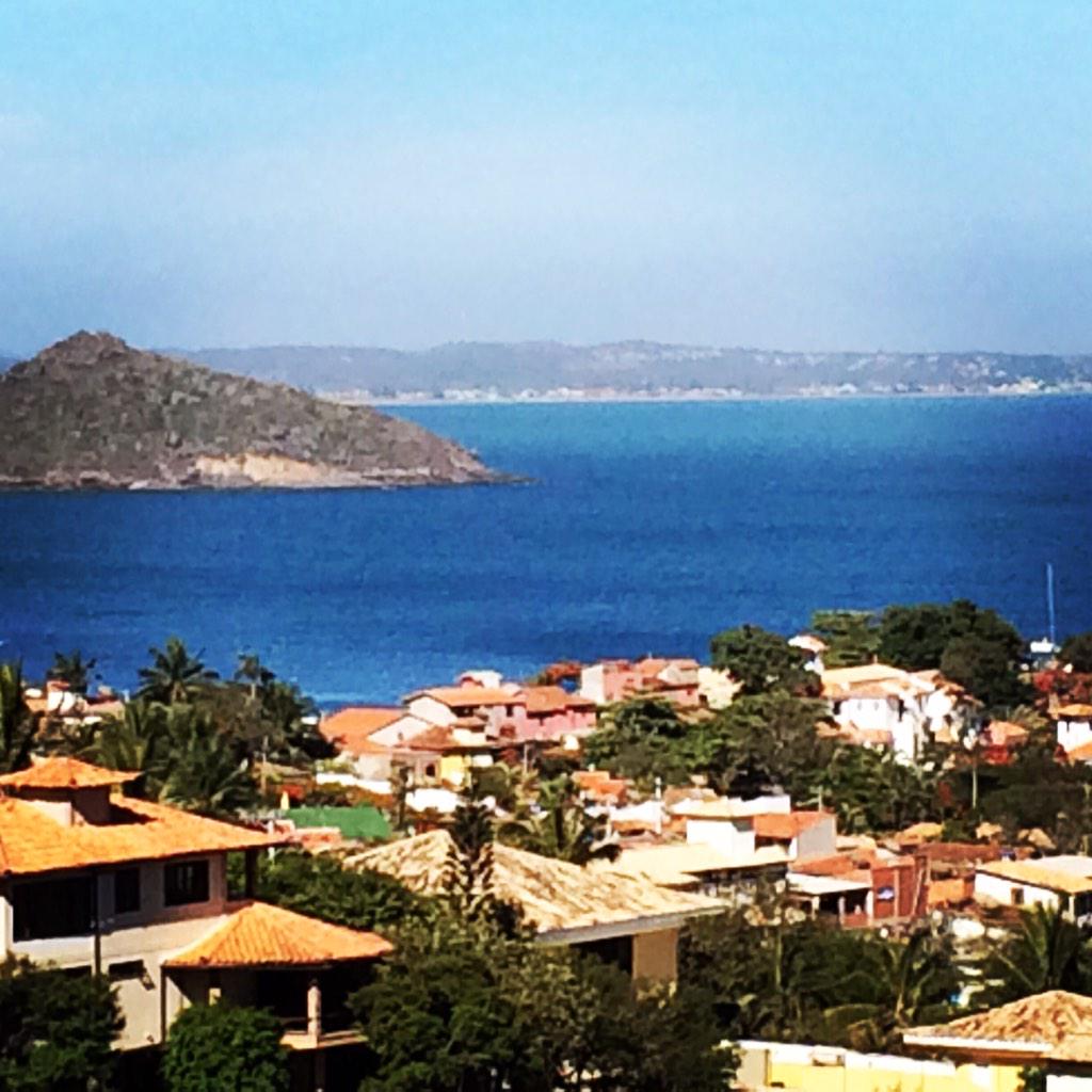 Buen día! Desayunando en buzios... Linda vista!😀