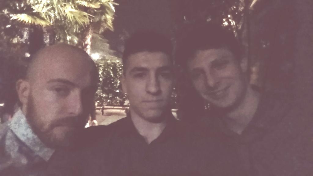 AlexBorga92's tweet photo. #dioma http://t.co/LuGpESKEMY