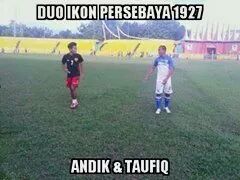 ivan_boma's tweet photo. Rindu Samean mass Andik &amp; Taufiq
Rindu no 10 &amp; 8 di Persebaya 1927
Terutama Rindu andik &amp; taufiq bermain bersama lagi http://t.co/d5QTbKYPB2