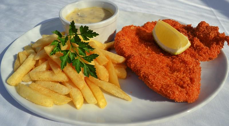 PiccadeliC's tweet photo. EXTRA hungry? Our Chicken Schnitzel and Fries will solve that problem! @NC_Courier_News @GetItMagNC @ILoveBallito http://t.co/v7aWrrSOBs