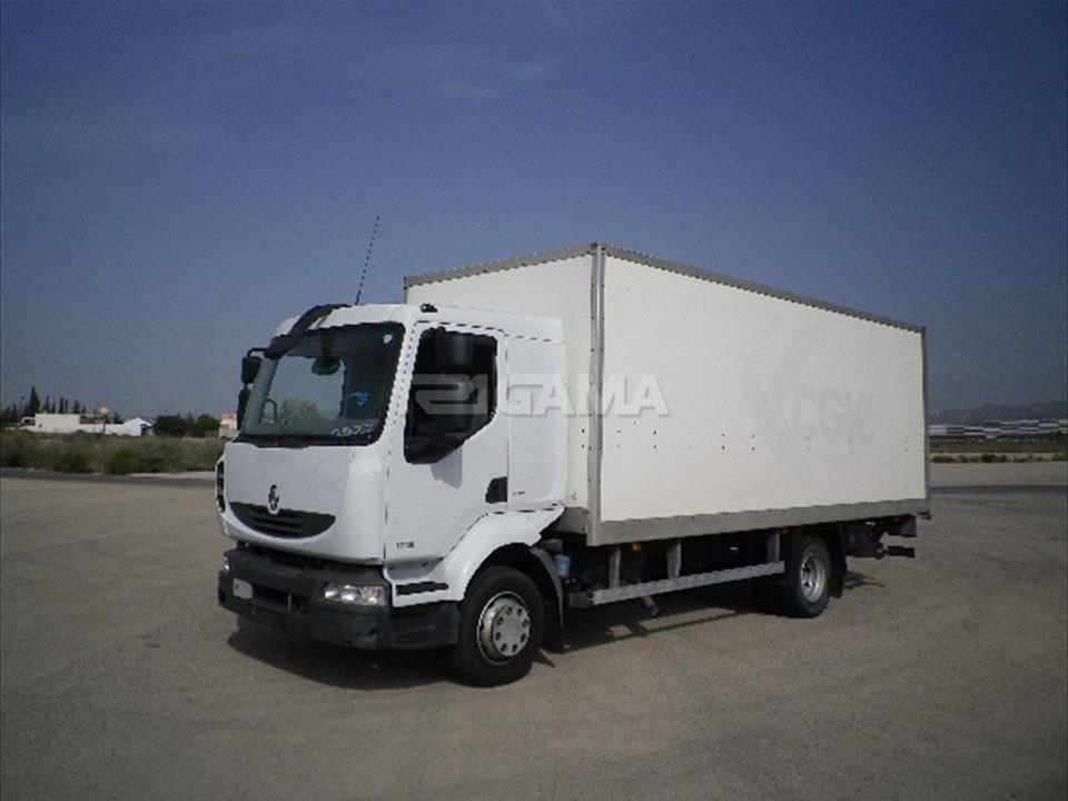 Hoy les traemos este espectacular Renault Midlum 190.13 light

¡Pinche aquí! #camionesrenault ow.ly/HChxa